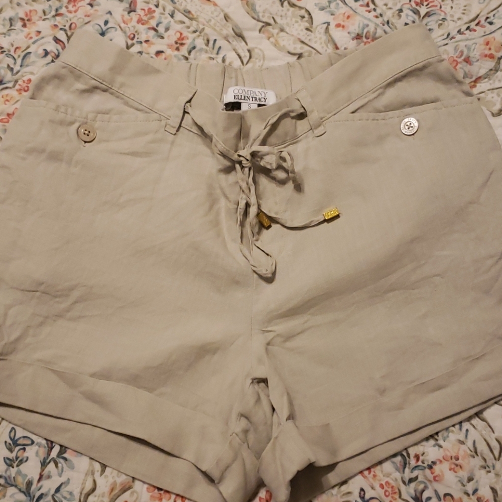 Linen shorts